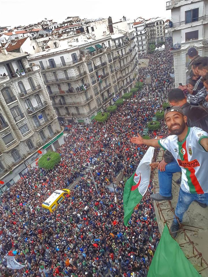 ARGELIA 10 de marzo: la clase obrera entra en escena