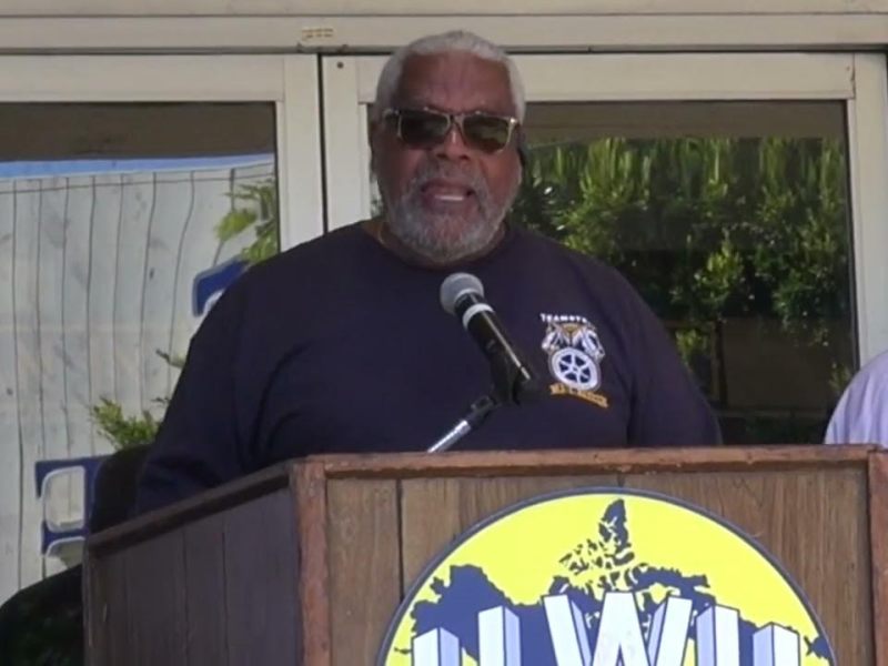 Estados Unidos: Homenaje a Chris Silvera